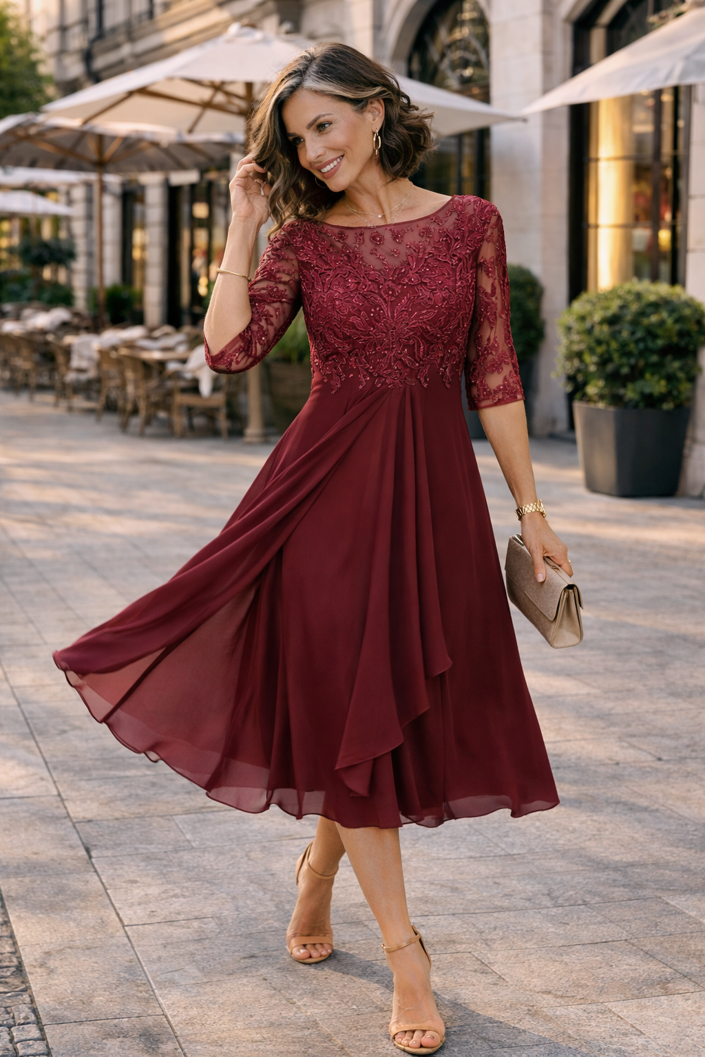 Lea – Elegantes Midikleid aus Spitze
